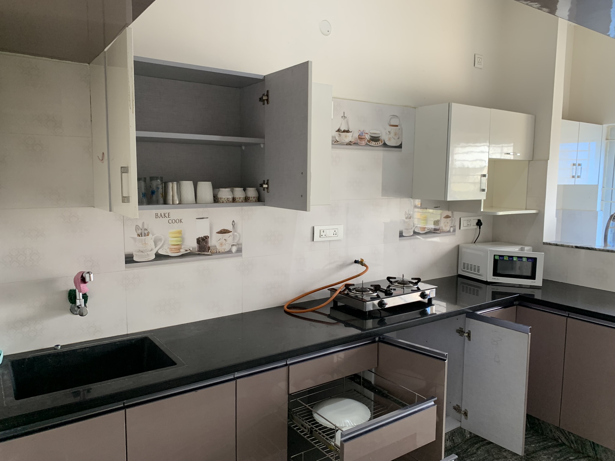 2BHK Flat – 2A – Building 187- near HCL, Narayana Hospital, Bommasandra, Merck